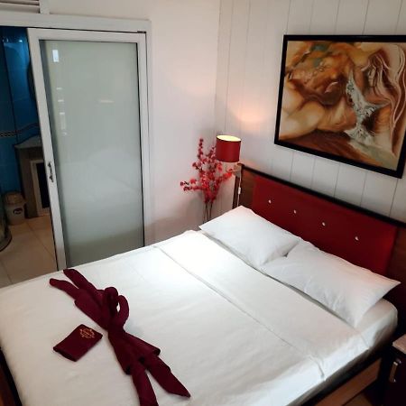 Swiss Food Restaurant And Room For Rent Pattaya Eksteriør bilde