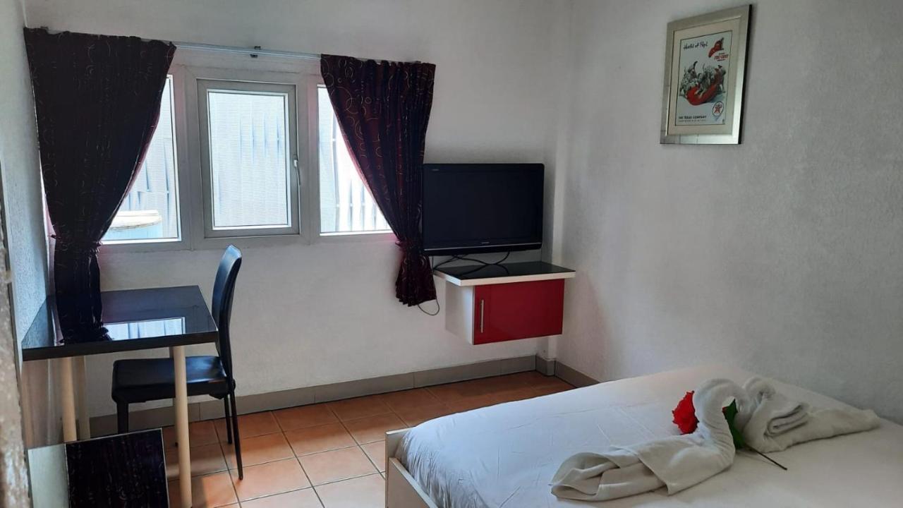 Swiss Food Restaurant And Room For Rent Pattaya Eksteriør bilde