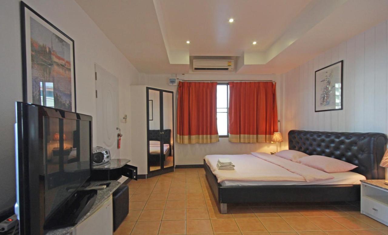 Swiss Food Restaurant And Room For Rent Pattaya Eksteriør bilde
